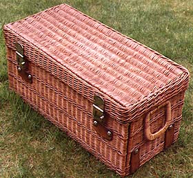 Picture of picnic set closed